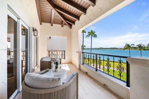 Condominio en venta en Miami Beach, Florida, 3 dormitorios, 254.92 m2 № 2035800 - foto 9