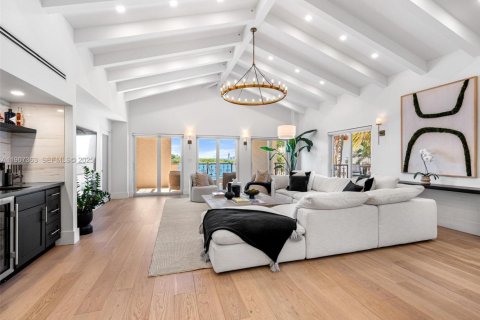 Condominio en venta en Miami Beach, Florida, 3 dormitorios, 254.92 m2 № 2035800 - foto 2