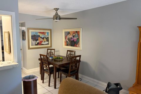 Condo in Deerfield Beach, Florida, 1 bedroom № 2392925 - photo 7