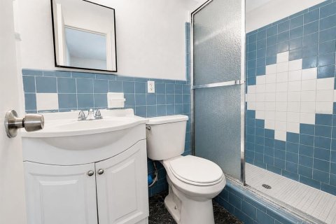 Casa en venta en Orlando, Florida, 5 dormitorios, 139.63 m2 № 2150130 - foto 17