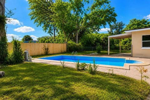 Casa en venta en Orlando, Florida, 5 dormitorios, 139.63 m2 № 2150130 - foto 29
