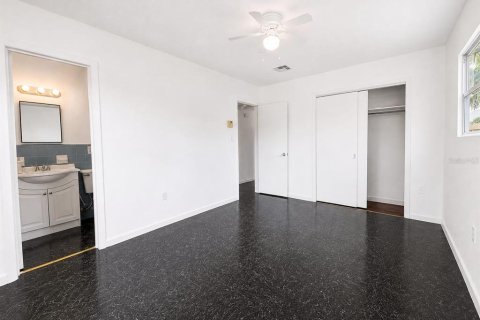 Casa en venta en Orlando, Florida, 5 dormitorios, 139.63 m2 № 2150130 - foto 15