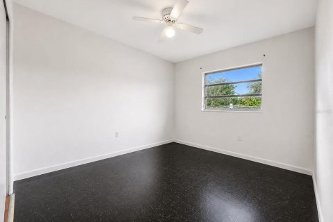 Casa en venta en Orlando, Florida, 5 dormitorios, 139.63 m2 № 2150130 - foto 20