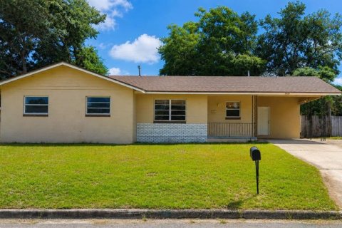 Casa en Orlando, Florida 5 dormitorios, 139.63 m2 № 2150130