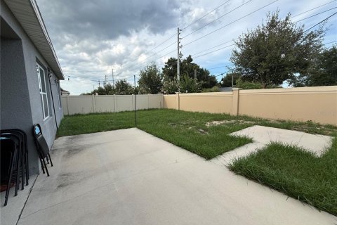 Villa ou maison à vendre à Haines City, Floride: 4 chambres, 169.83 m2 № 2337488 - photo 11