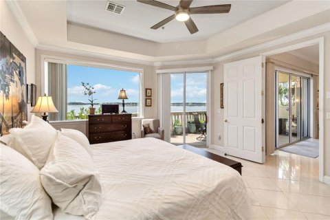 Condo in Orlando, Florida, 3 bedrooms  № 1684871 - photo 10