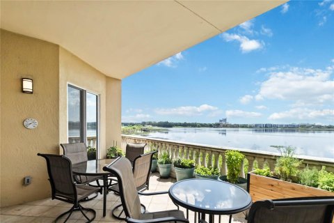 Condo in Orlando, Florida, 3 bedrooms  № 1684871 - photo 18