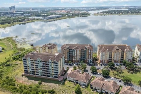 Condo in Orlando, Florida, 3 bedrooms  № 1684871 - photo 19