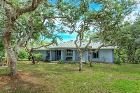 Casa en Umatilla, Florida 2 dormitorios, 116.96 m2 № 2126947