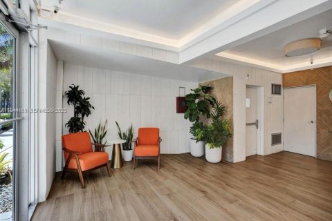 Condominio en alquiler en Miami Beach, Florida, 2 dormitorios, 76.18 m2 № 2000898 - foto 9