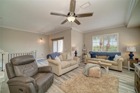 Townhouse in Palmetto, Florida 4 bedrooms, 241.92 sq.m. № 2197034 - photo 24