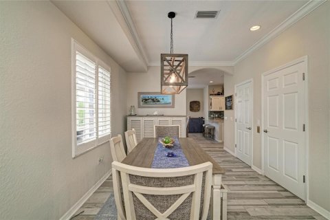 Townhouse in Palmetto, Florida 4 bedrooms, 241.92 sq.m. № 2197034 - photo 30
