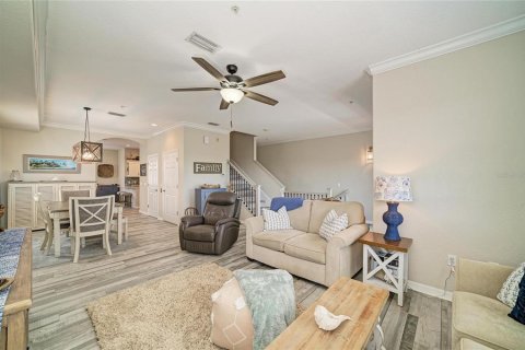 Townhouse in Palmetto, Florida 4 bedrooms, 241.92 sq.m. № 2197034 - photo 27