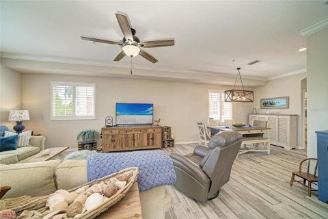 Townhouse in Palmetto, Florida 4 bedrooms, 241.92 sq.m. № 2197034 - photo 3