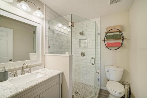 Townhouse in Palmetto, Florida 4 bedrooms, 241.92 sq.m. № 2197034 - photo 19