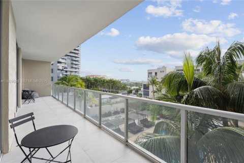 Copropriété à louer à Miami, Floride: 2 chambres, 94.48 m2 № 1987490 - photo 15