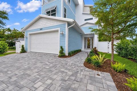 Villa ou maison à vendre à Sarasota, Floride: 5 chambres, 281.68 m2 № 2432629 - photo 6