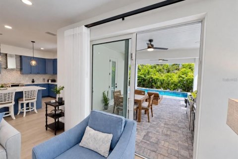 Villa ou maison à vendre à Sarasota, Floride: 5 chambres, 281.68 m2 № 2432629 - photo 11