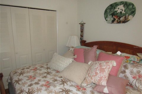 Condo in Port Charlotte, Florida, 2 bedrooms № 2110758 - photo 21