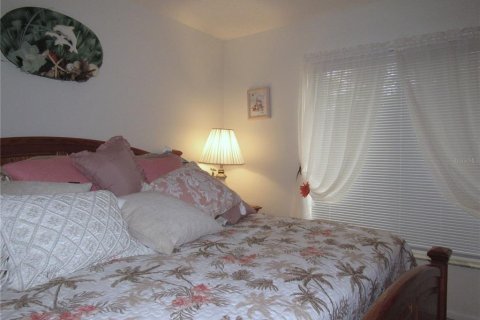 Condo in Port Charlotte, Florida, 2 bedrooms № 2110758 - photo 20