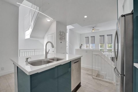 Touwnhouse à vendre à Fort Lauderdale, Floride: 3 chambres, 163.69 m2 № 2262738 - photo 8