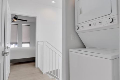 Touwnhouse à vendre à Fort Lauderdale, Floride: 3 chambres, 163.69 m2 № 2262738 - photo 30