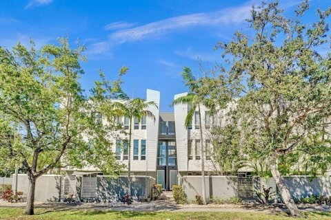 Touwnhouse à Fort Lauderdale, Floride 3 chambres, 163.69 m2 № 2262738