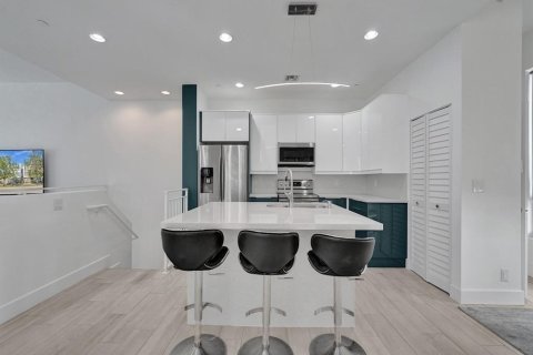Touwnhouse à vendre à Fort Lauderdale, Floride: 3 chambres, 163.69 m2 № 2262738 - photo 6