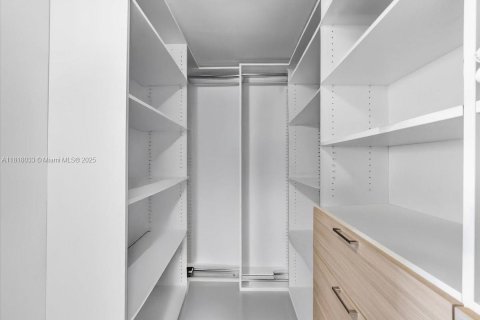 Copropriété à vendre à Miami, Floride: 3 chambres, 151.8 m2 № 1958308 - photo 26