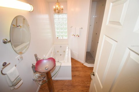 Casa en venta en Myakka City, Florida, 3 dormitorios, 176.7 m2 № 1736645 - foto 29