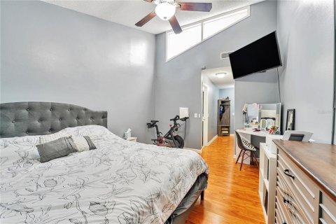 Townhouse in Altamonte Springs, Florida 3 bedrooms, 147.71 sq.m. № 2117361 - photo 7