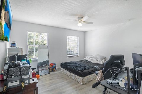 House in Orlando, Florida 5 bedrooms, 319.49 sq.m. № 1817809 - photo 20