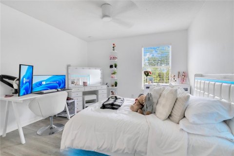 House in Orlando, Florida 5 bedrooms, 319.49 sq.m. № 1817809 - photo 19