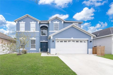 House in Orlando, Florida 5 bedrooms, 319.49 sq.m. № 1817809 - photo 1