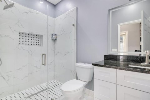 House in Orlando, Florida 5 bedrooms, 319.49 sq.m. № 1817809 - photo 24