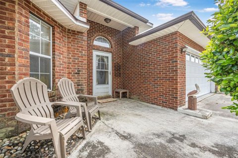 House in Palm Coast, Florida 3 bedrooms, 153.75 sq.m. № 1734011 - photo 2