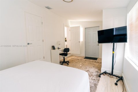 Villa ou maison à vendre à Miami, Floride: 3 chambres, 98.94 m2 № 1991134 - photo 14