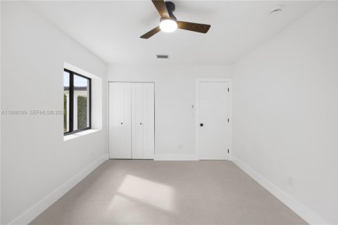 Купить коммерческую недвижимость в Майами, Флорида 148.74м2, № 2050310 - фото 30