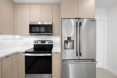 Купить коммерческую недвижимость в Майами, Флорида 148.74м2, № 2050310 - фото 15