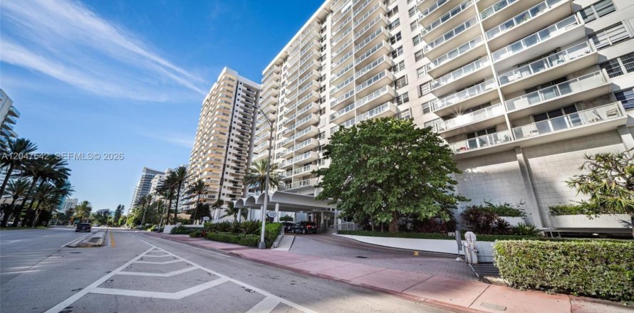Condo à Miami Beach, Floride, 2 chambres № 2185261