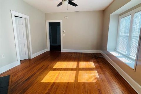 Casa en alquiler en Saint Petersburg, Florida, 3 dormitorios, 136.38 m2 № 1819125 - foto 10
