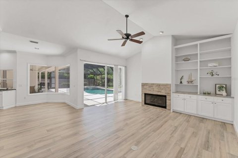 House in Sarasota, Florida 4 bedrooms, 329.43 sq.m. № 1760596 - photo 21