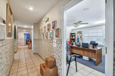 Купить коммерческую недвижимость в Ривервью, Флорида 219.44м2, № 1744753 - фото 16