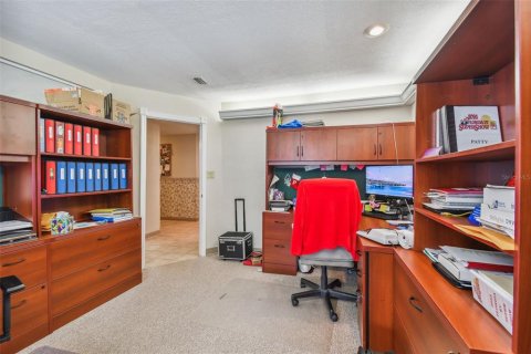 Купить коммерческую недвижимость в Ривервью, Флорида 219.44м2, № 1744753 - фото 19