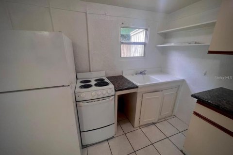 Immobilier commercial à vendre à Tampa, Floride: 4 chambres, 117.8 m2 № 1813412 - photo 22