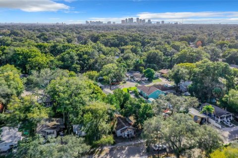 Immobilier commercial à vendre à Tampa, Floride: 4 chambres, 117.8 m2 № 1813412 - photo 3