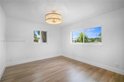House in Delray Beach, Florida 2 bedrooms, 141.86 sq.m. № 1892195 - photo 26