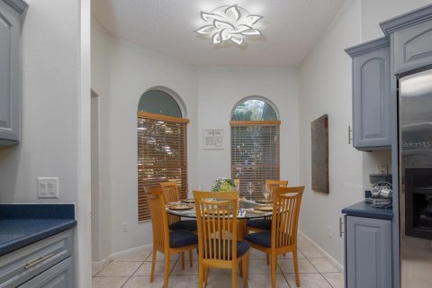 Casa en venta en The Villages, Florida, 4 dormitorios, 218.32 m2 № 1566814 - foto 11
