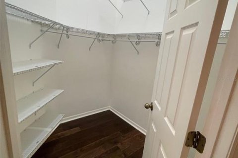 Villa ou maison à louer à Gainesville, Floride: 3 chambres, 186.73 m2 № 2425753 - photo 11
