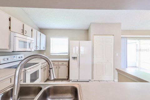 Villa ou maison à louer à Valrico, Floride: 3 chambres, 134.62 m2 № 2423747 - photo 8